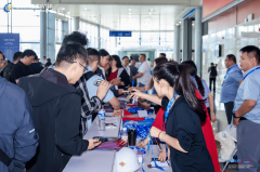 <strong>来自欧洲、北美、东南亚</strong>