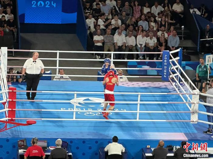 杨文璐在巴黎奥运会女子拳击60公斤级决赛中夺银