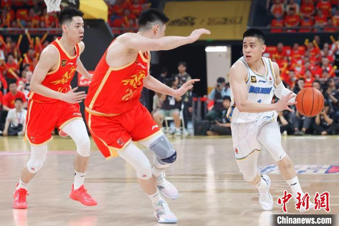 CBA总决赛首战北京男篮力克广厦男篮取得开门红