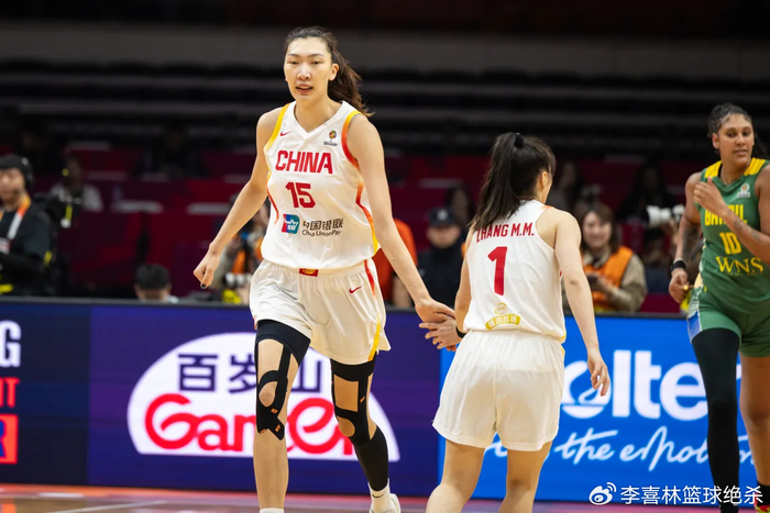 韩旭爆发砍22+8助中国女篮力克巴西